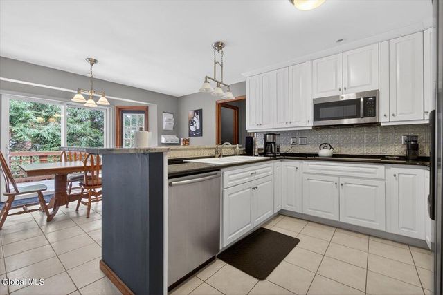 61 Robinwood Drive, Clifton Park, NY 12065