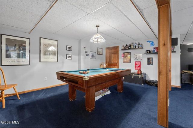 61 Robinwood Drive, Clifton Park, NY 12065