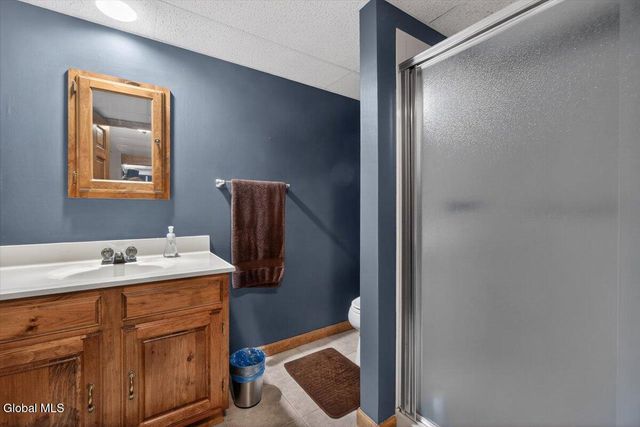 61 Robinwood Drive, Clifton Park, NY 12065