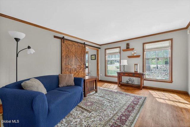 61 Robinwood Drive, Clifton Park, NY 12065