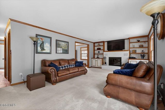 61 Robinwood Drive, Clifton Park, NY 12065