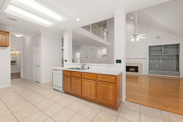 9423 Walnut Brook Court, Houston, TX 77040