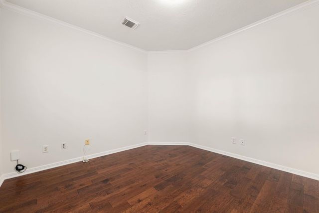 9423 Walnut Brook Court, Houston, TX 77040