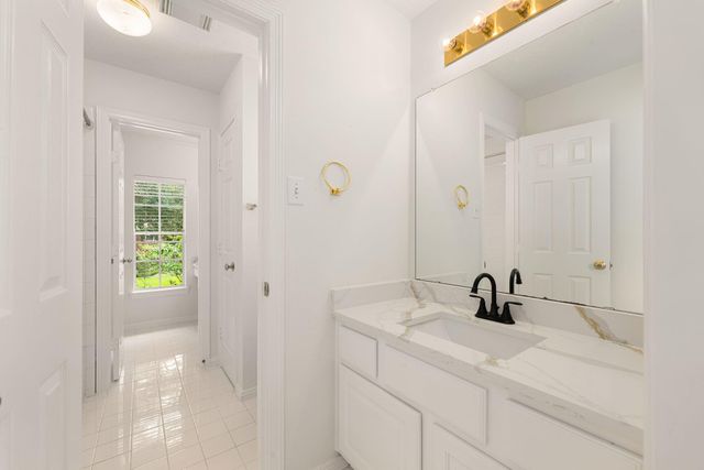9423 Walnut Brook Court, Houston, TX 77040