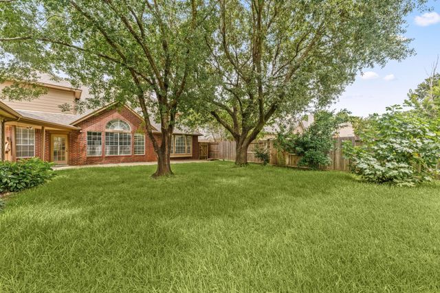 9423 Walnut Brook Court, Houston, TX 77040