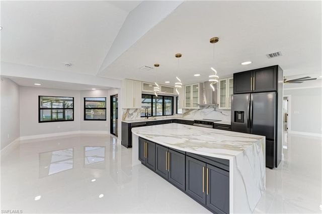 258 Tait TER SE, Port Charlotte, FL 33952