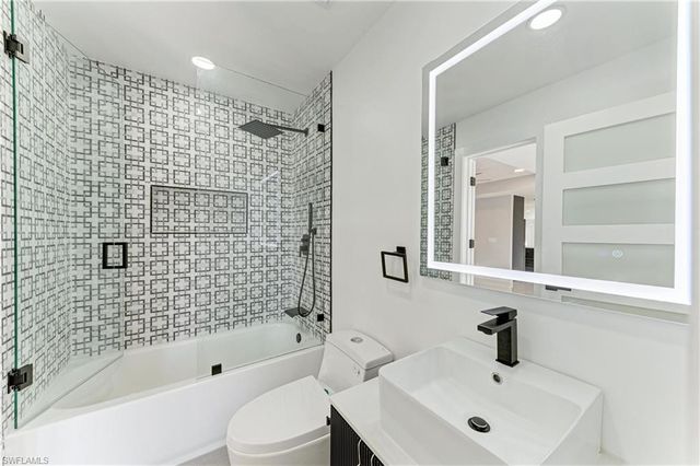 258 Tait TER SE, Port Charlotte, FL 33952