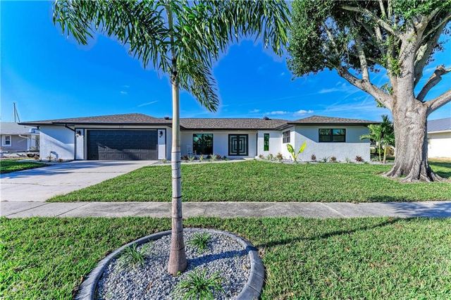 258 Tait TER SE, Port Charlotte, FL 33952