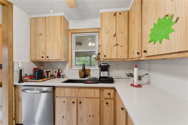 5807 Bennington Avenue, Kansas City, MO 64129