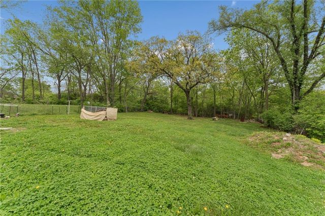 5807 Bennington Avenue, Kansas City, MO 64129