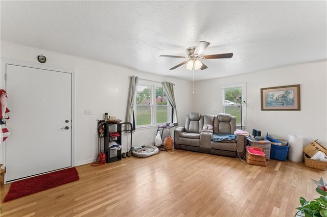 5807 Bennington Avenue, Kansas City, MO 64129