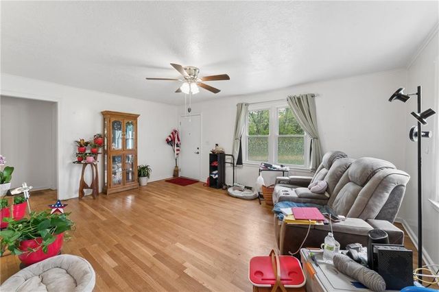 5807 Bennington Avenue, Kansas City, MO 64129