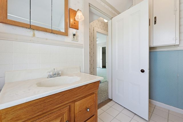 511 Ash St, Brockton, MA 02301
