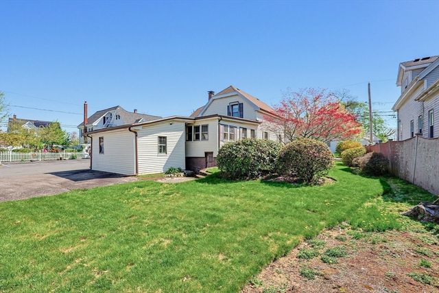511 Ash St, Brockton, MA 02301