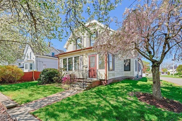 511 Ash St, Brockton, MA 02301