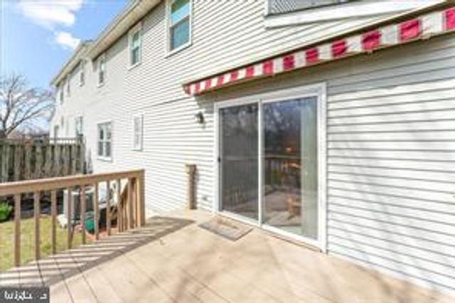 25 GREEN MEADOW CT, Newark, DE 19711