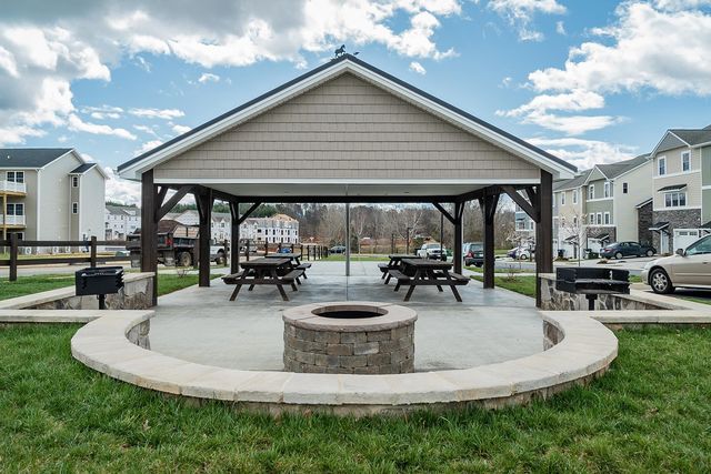 1441 DERBY DR, Rockingham, VA 22801