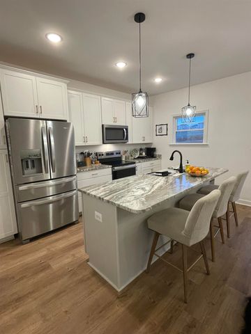 1441 DERBY DR, Rockingham, VA 22801