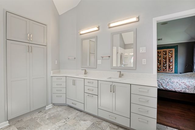 2708 Monarch Drive, Arlington, TX 76006