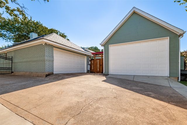 2708 Monarch Drive, Arlington, TX 76006