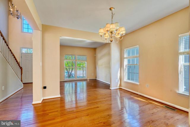 42245 SWEET CT, Chantilly, VA 20152