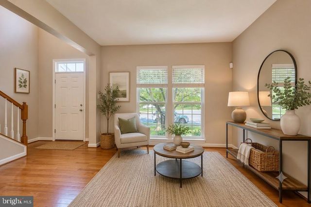 42245 SWEET CT, Chantilly, VA 20152