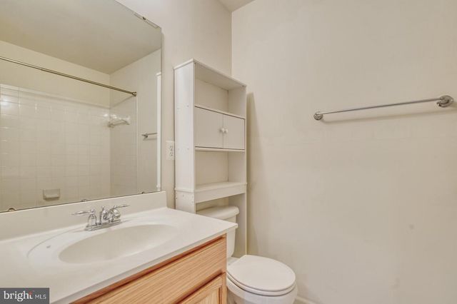 42245 SWEET CT, Chantilly, VA 20152
