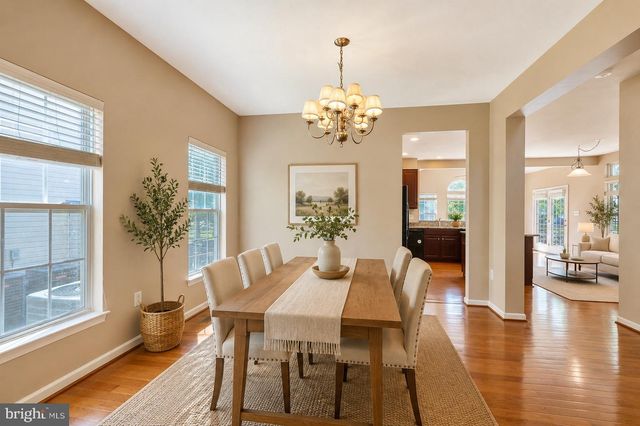 42245 SWEET CT, Chantilly, VA 20152