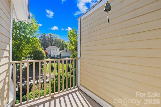 605 Village Main Circle, Davidson, NC 28036