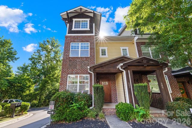 605 Village Main Circle, Davidson, NC 28036