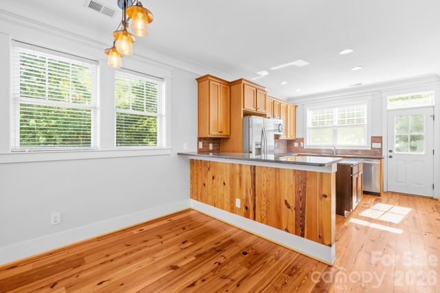 605 Village Main Circle, Davidson, NC 28036