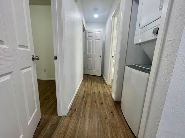 1733 Greenfield Avenue, Fort Worth, TX 76102