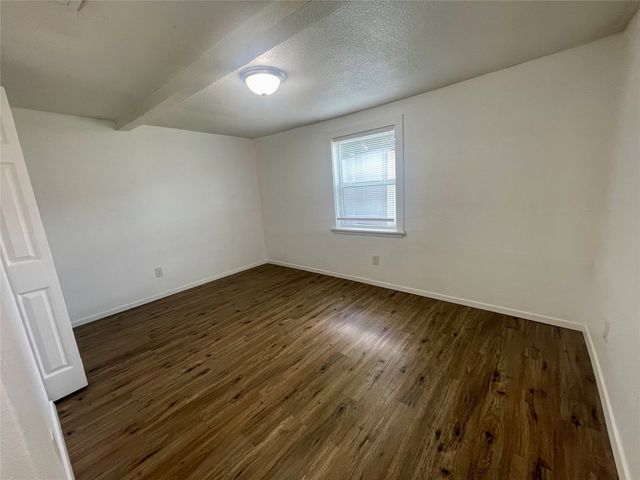1733 Greenfield Avenue, Fort Worth, TX 76102