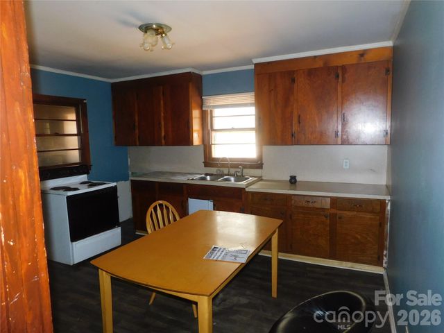 121 Taylor Street, York, SC 29745