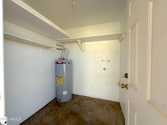 522 E 9th Avenue Apt 3, Apache Junction, AZ 85119