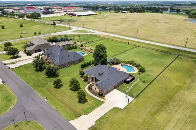1860 Lariat Trail, Celina, TX 75009