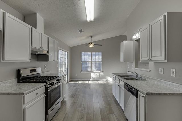 2513 Barndale Drive, Lawrenceville, GA 30044