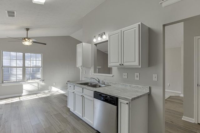 2513 Barndale Drive, Lawrenceville, GA 30044