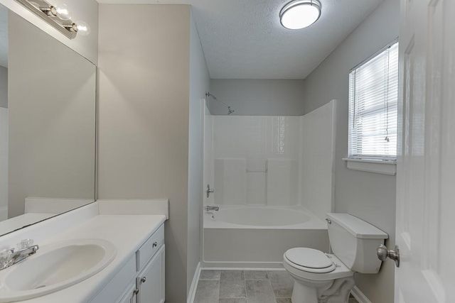 2513 Barndale Drive, Lawrenceville, GA 30044