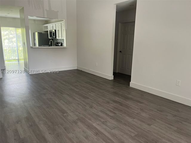 6646 SW 115th Ct 110, Miami, FL 33173