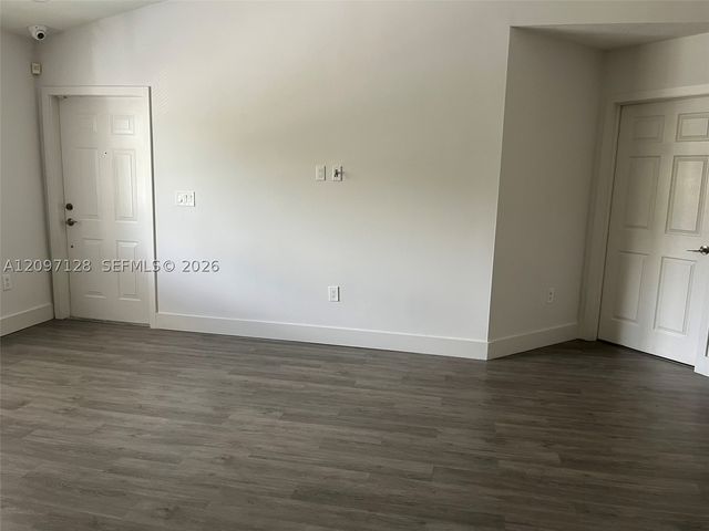 6646 SW 115th Ct 110, Miami, FL 33173