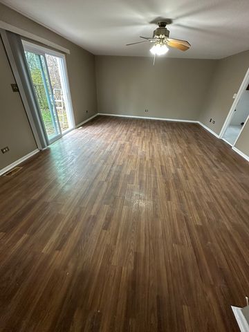 16627 Carse Avenue, Harvey, IL 60426