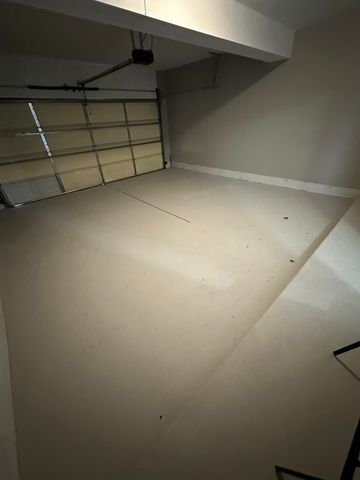 16627 Carse Avenue, Harvey, IL 60426