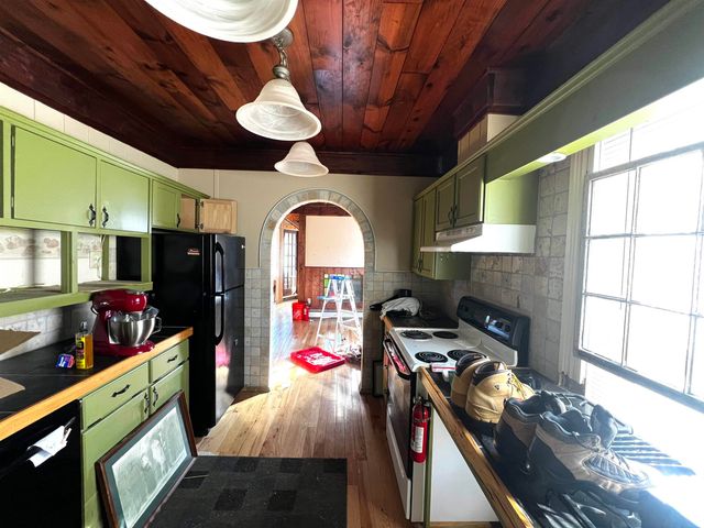 125 Robbins Street, Rutland City, VT 05701