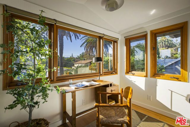 1632 Maltman Avenue, Los Angeles, CA 90026