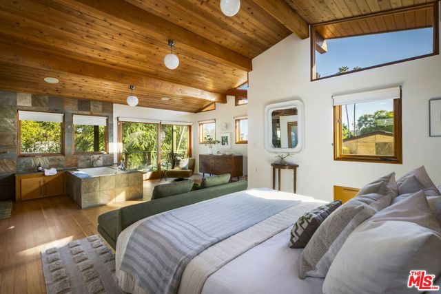 1632 Maltman Avenue, Los Angeles, CA 90026