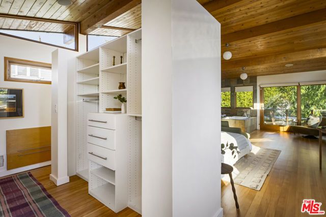 1632 Maltman Avenue, Los Angeles, CA 90026