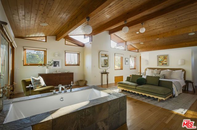 1632 Maltman Avenue, Los Angeles, CA 90026