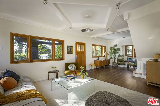 1632 Maltman Avenue, Los Angeles, CA 90026