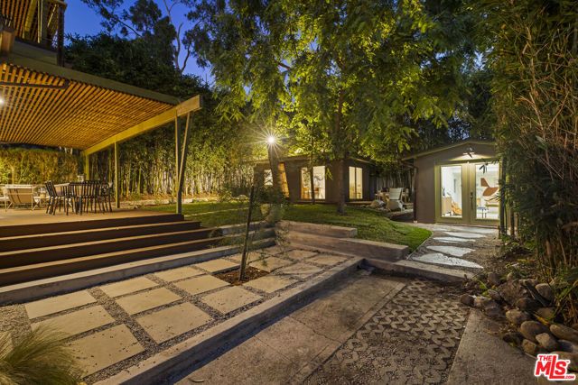 1632 Maltman Avenue, Los Angeles, CA 90026